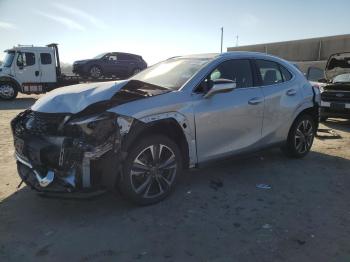  Salvage Lexus Ux