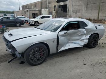  Salvage Dodge Challenger