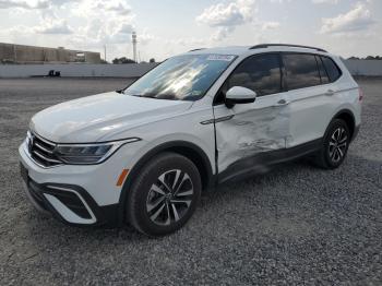  Salvage Volkswagen Tiguan