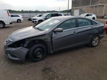  Salvage Hyundai SONATA