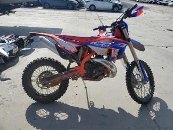  Salvage BETA Dirtbike