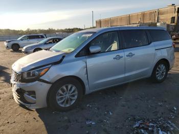  Salvage Kia Sedona