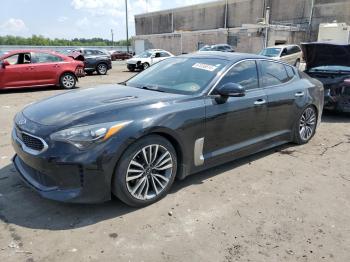  Salvage Kia Stinger