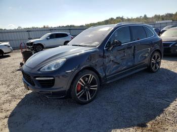  Salvage Porsche Cayenne