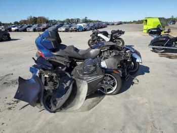  Salvage Can-Am Spyder