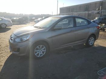  Salvage Hyundai ACCENT