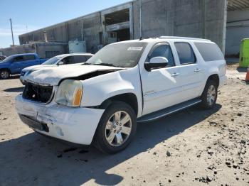  Salvage GMC Yukon