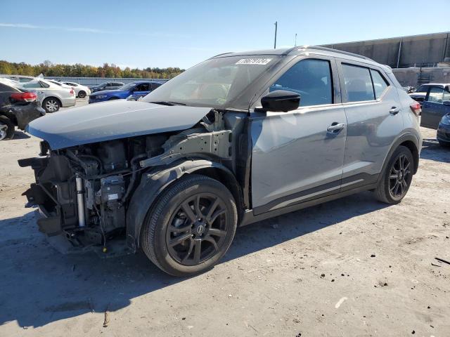  Salvage Nissan Kicks