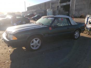  Salvage Ford Mustang