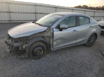  Salvage Toyota Yaris