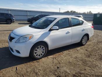  Salvage Nissan Versa