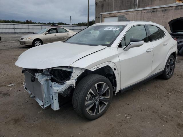  Salvage Lexus Ux