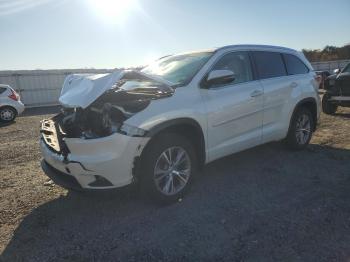  Salvage Toyota Highlander