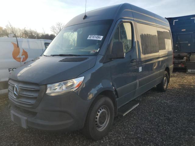  Salvage Mercedes-Benz Sprinter