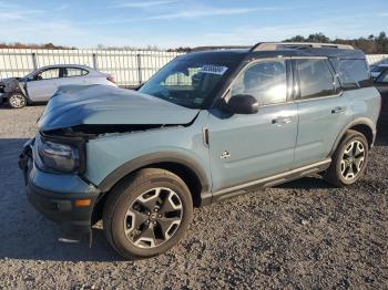  Salvage Ford Bronco