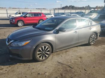  Salvage Nissan Altima