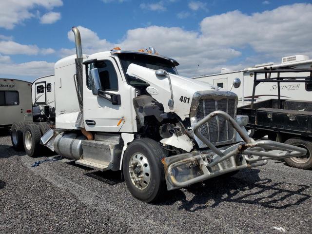  Salvage Peterbilt 567