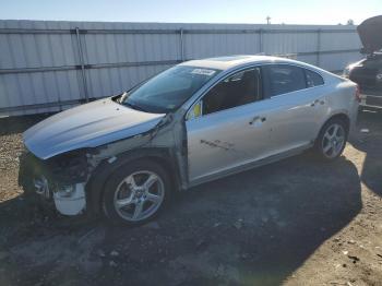  Salvage Volvo S60