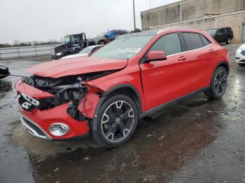  Salvage Mercedes-Benz GLA