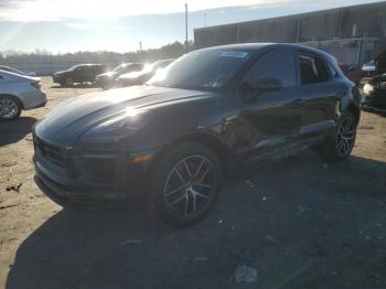  Salvage Porsche Macan