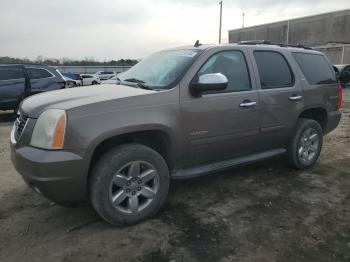  Salvage GMC Yukon