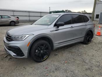  Salvage Volkswagen Tiguan