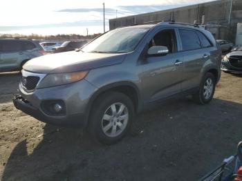  Salvage Kia Sorento