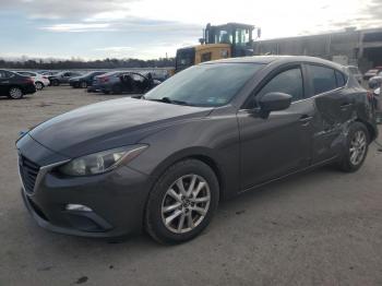  Salvage Mazda 3