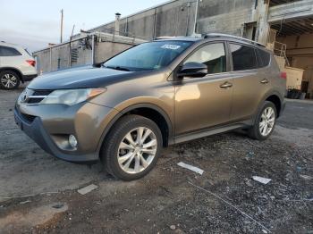  Salvage Toyota RAV4