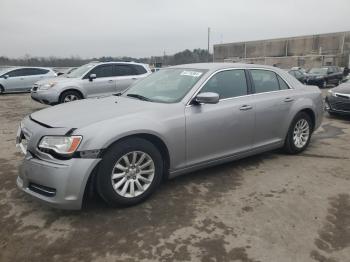  Salvage Chrysler 300