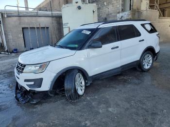  Salvage Ford Explorer