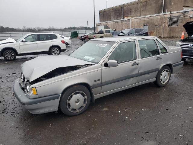  Salvage Volvo 850