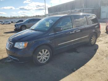  Salvage Chrysler Minivan