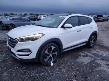  Salvage Hyundai TUCSON