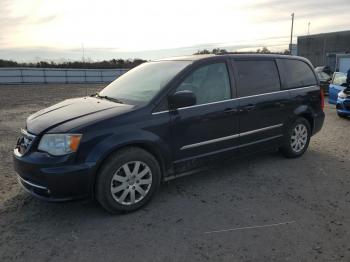  Salvage Chrysler Minivan