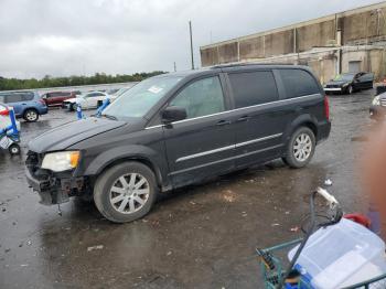  Salvage Chrysler Minivan