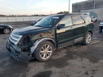  Salvage Ford Explorer