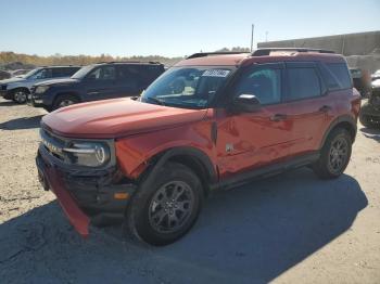  Salvage Ford Bronco