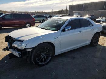  Salvage Chrysler 300