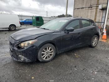  Salvage Mazda 3