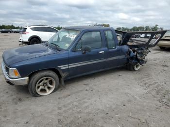  Salvage Toyota Pickup