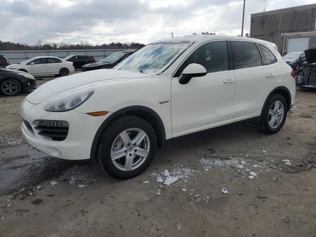  Salvage Porsche Cayenne