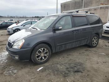  Salvage Kia Sedona