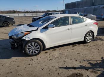  Salvage Hyundai ELANTRA