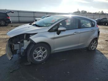  Salvage Ford Fiesta