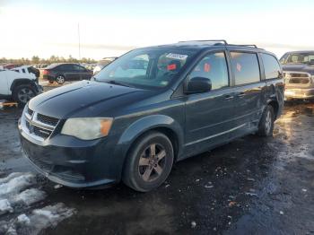  Salvage Dodge Caravan