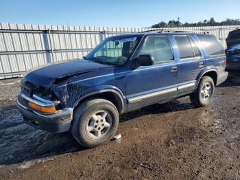  Salvage Chevrolet Blazer