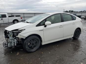  Salvage Toyota Prius