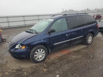  Salvage Chrysler Minivan