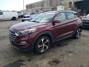  Salvage Hyundai TUCSON